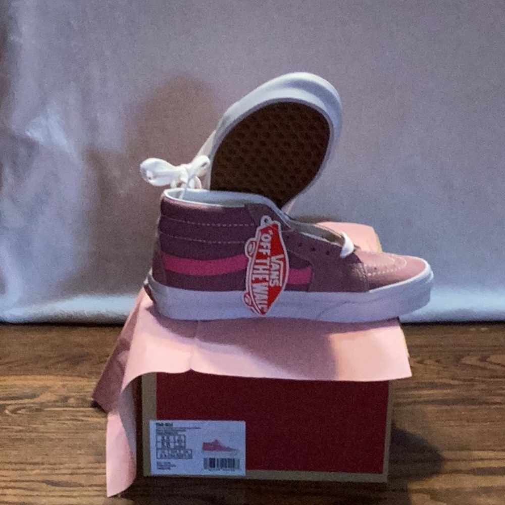 NWT vans women’s